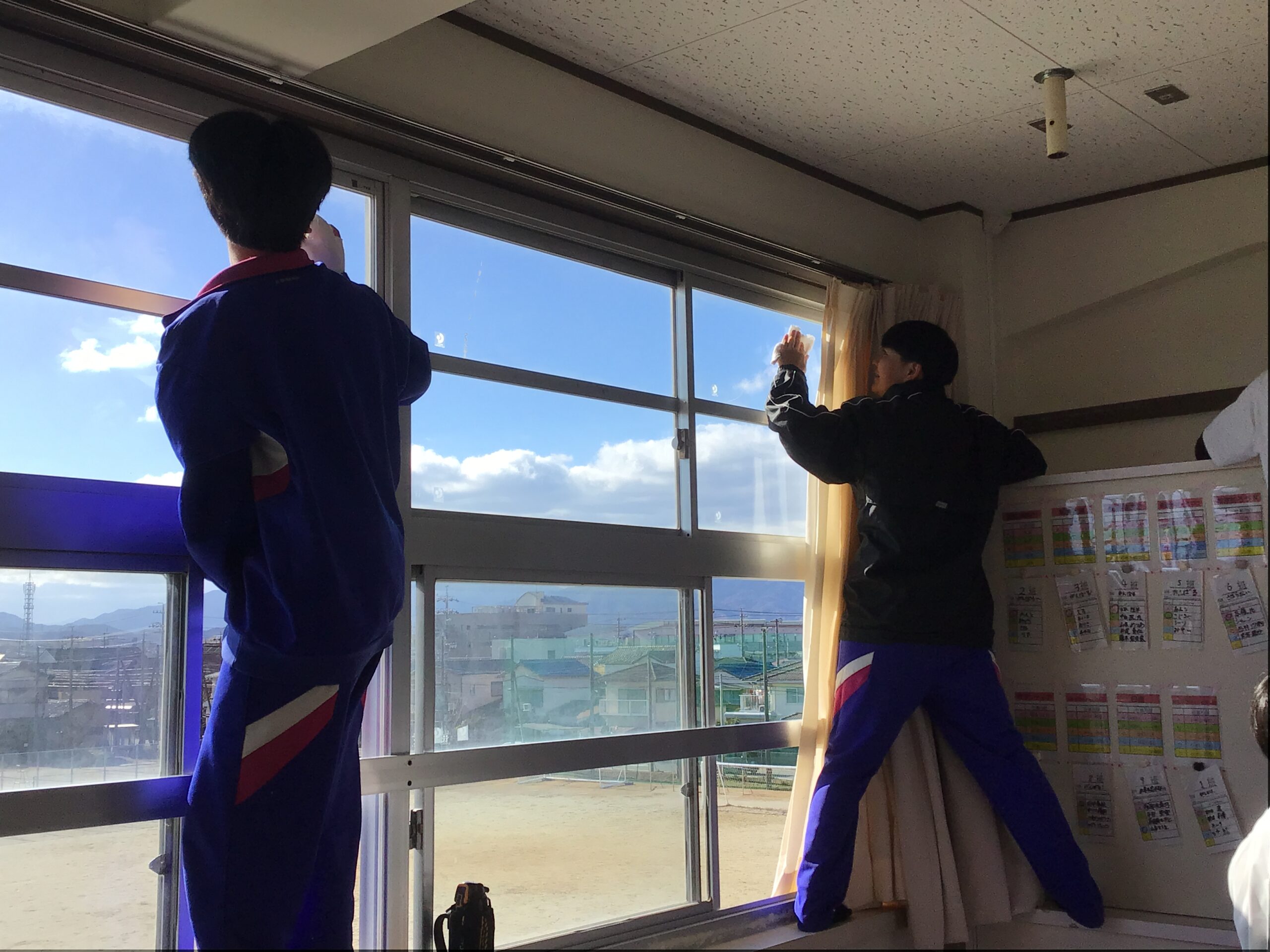 2年生】大掃除 | 松阪市立久保中学校